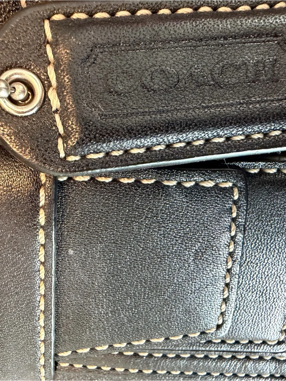 Vintage Y2K Coach Soho F10911 Black Leather Buckle Carryall Shoulder Bag
